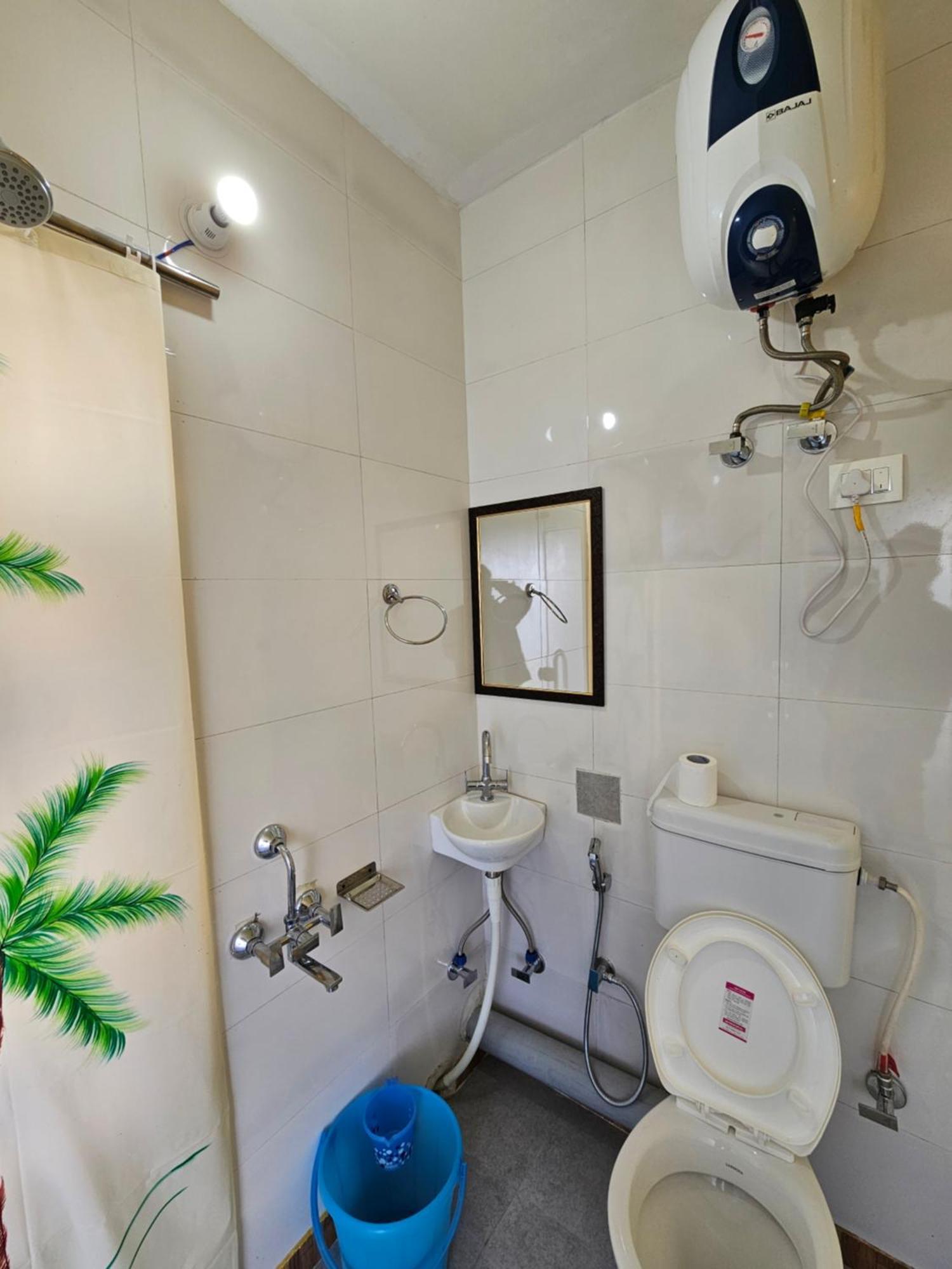 Dadi Homestay 360 Mountain View Bīr Zewnętrze zdjęcie